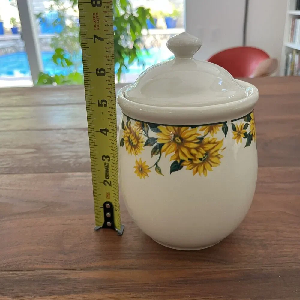 Vintage Thomson Pottery Sunflower Cookie Jar Canister and Lid 6 ⁷⁄₈